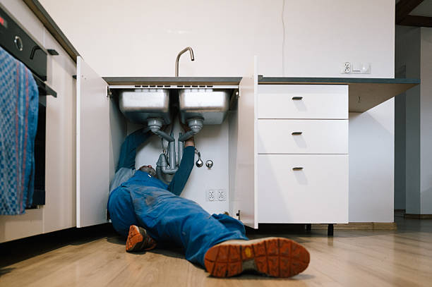 Professional Drain Cleaning technician working in Mantua, OH